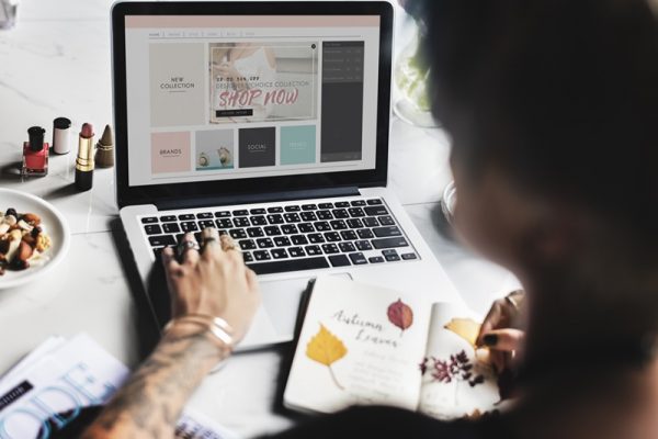 Création d’un site internet : la stratégie à adopter pour réussir votre projet professionnel