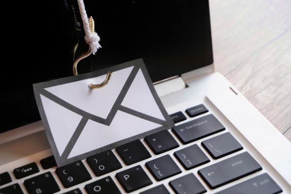 Le guide des différents types d’emails marketing : transactionnels, newsletters, triggers …